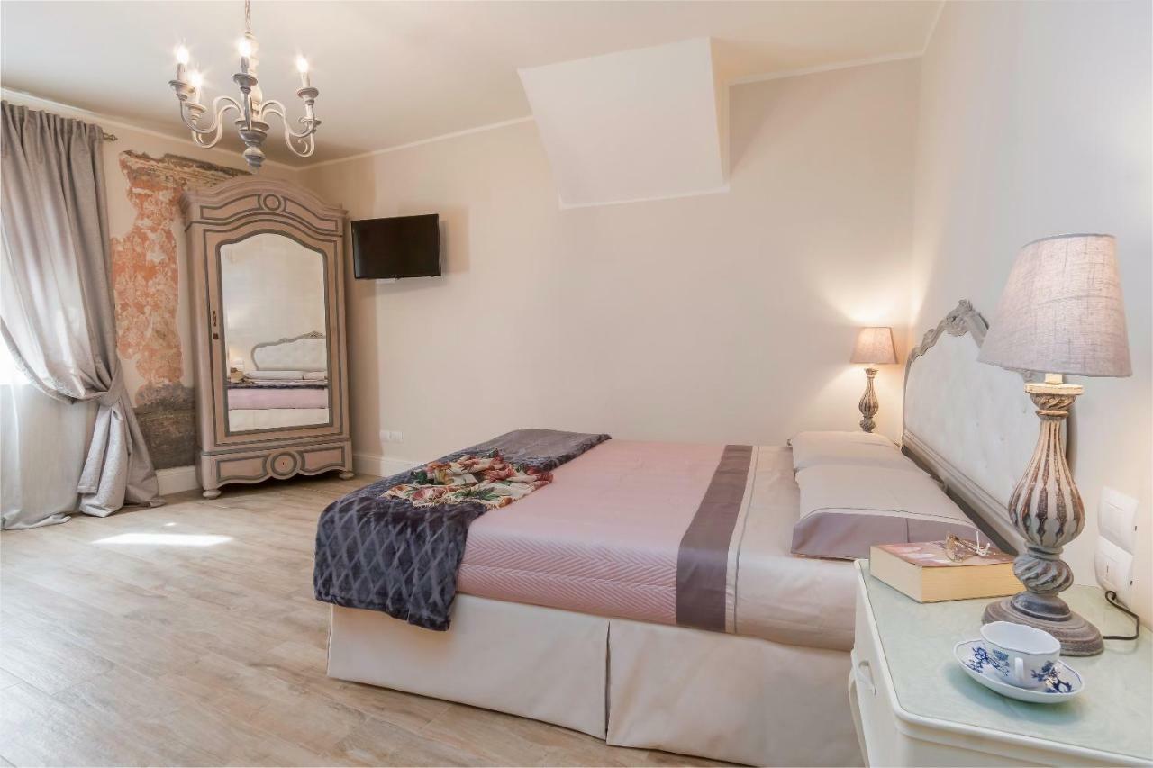 Pistoia Luxury Suite ภายนอก รูปภาพ